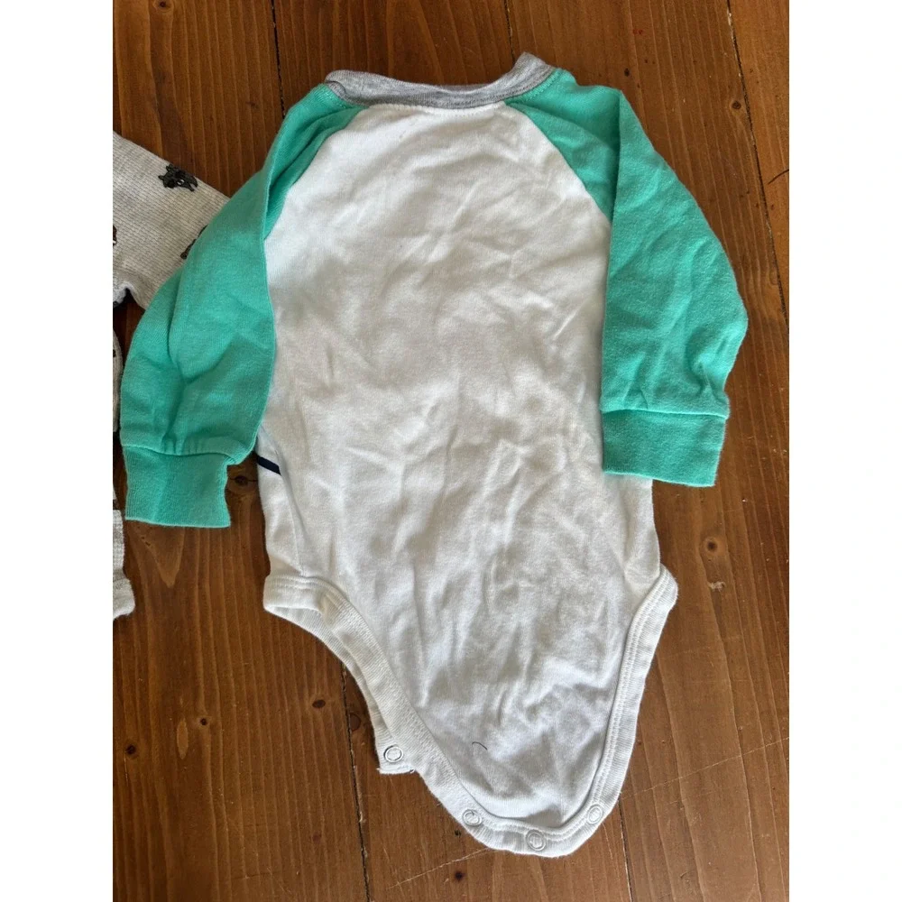 Carter's Baby 6M 2pc Long Sleeve Bodysuit Outfit Dinosaur Dog Print‎
